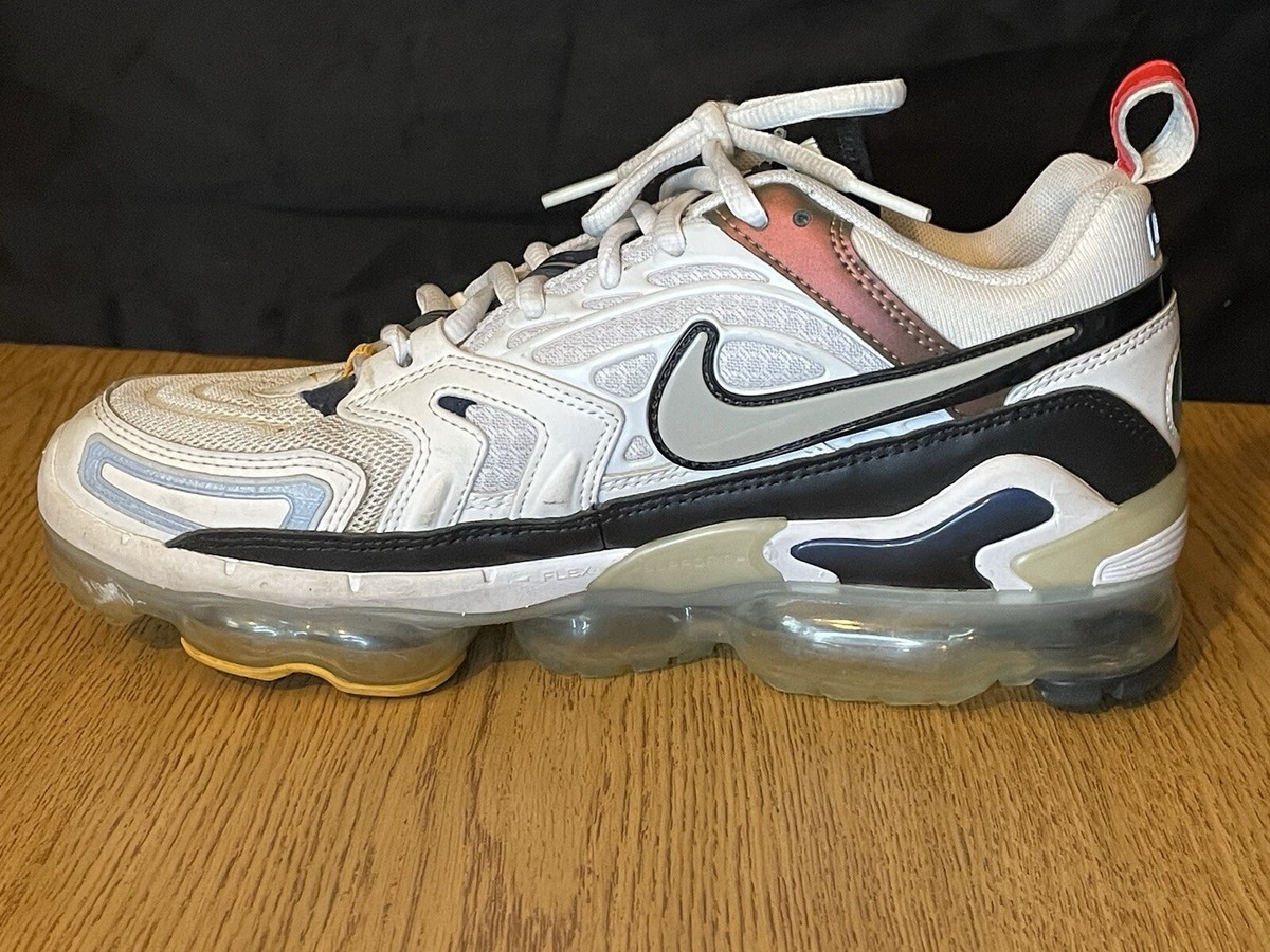 Nike Air VaporMax EVO Evolution of Icon W Metallic Women's 9 Men's