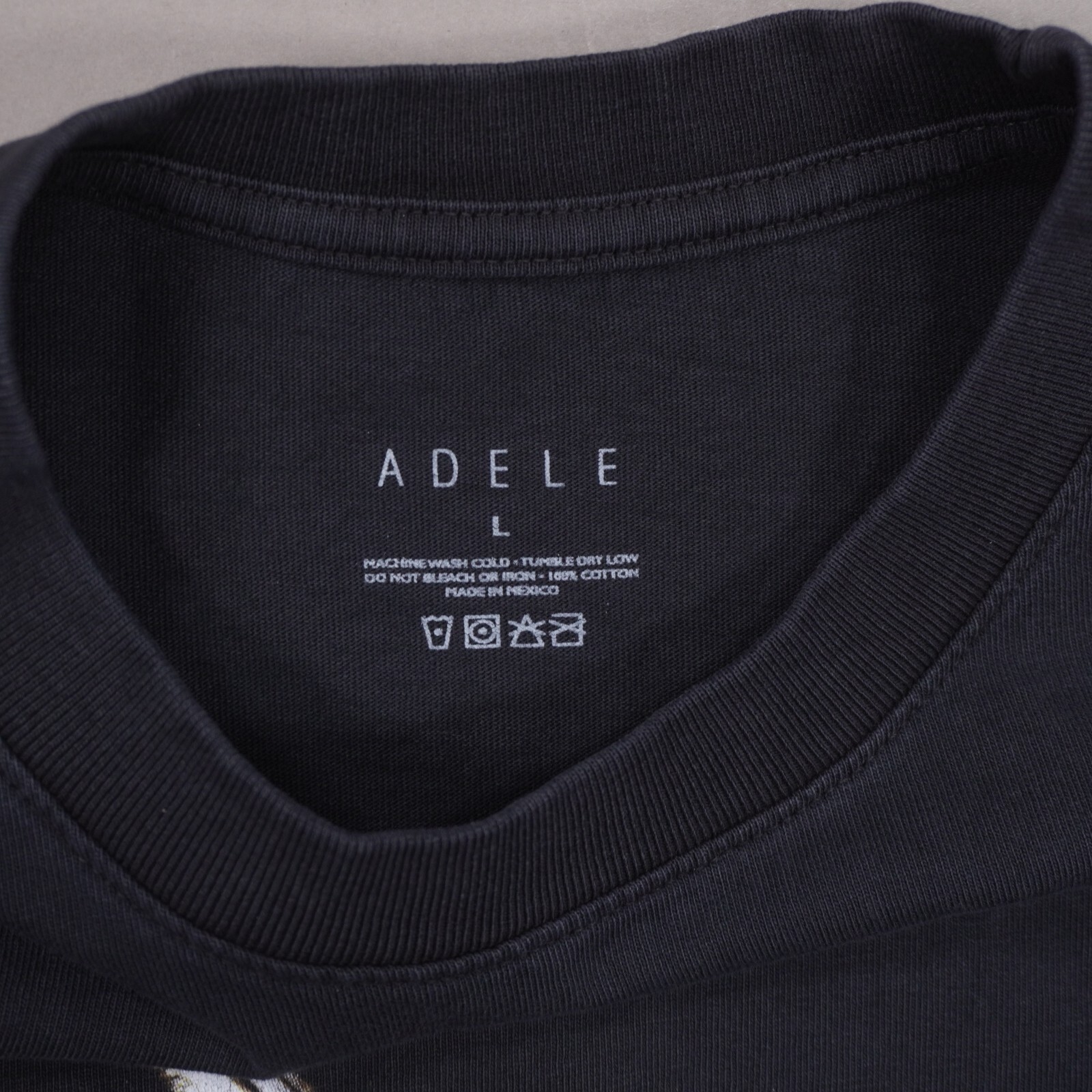 Adele Weekends With Adele Official Merch T Shirt … - image 4