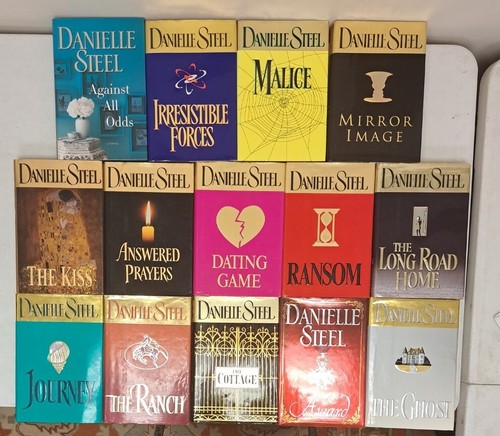 Danielle Steel Lot de 14 grands romans HC/DJ #5.3.9