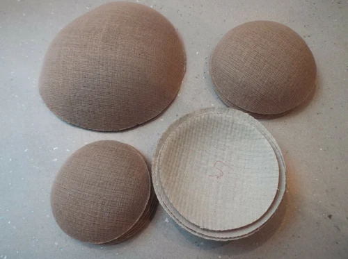 ONE FABRIC DOLL HEAD PATE IN A VARIETY OF SIZES