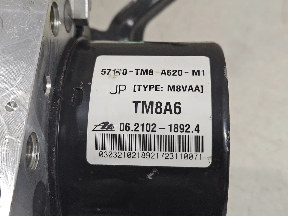 2012 2013 2014 Honda Insight ABS Brake Pump Modulator Assembly 57110-TM8-A620-M1 - Image 3 of 4