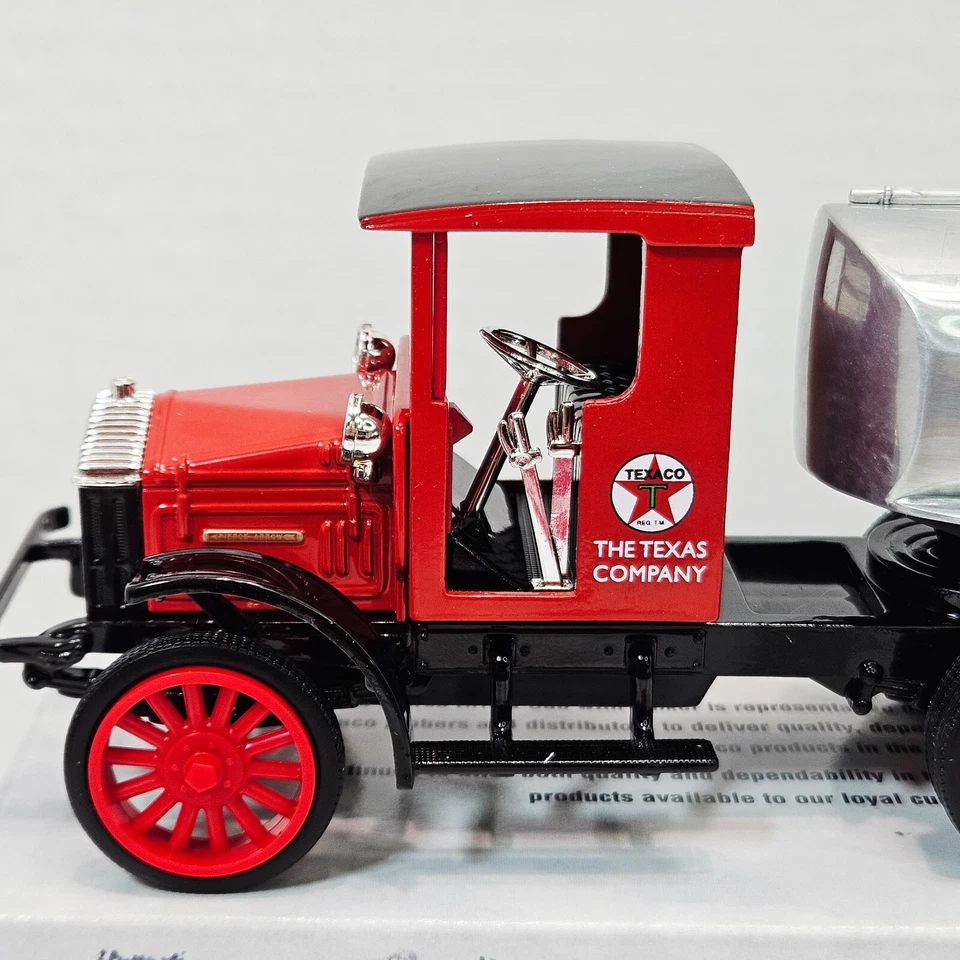 Ertl 1920 Pierce Arrow Cab w/ Tanker Texaco Die Cast Metal Bank Special Edition - Image 2 of 4