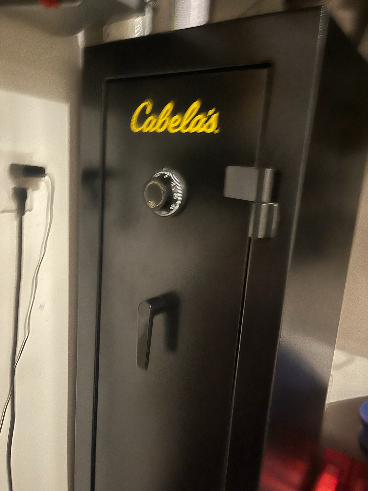 Cabela's 10 Gun Safe all original parts, in great condition. eBay
