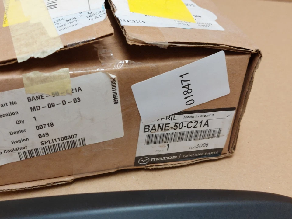 Mazda 3 BM Front Bumper Left Fog Light Grille Bezel 2017-2019 BANE50C21A Genuine - Image 4 of 4