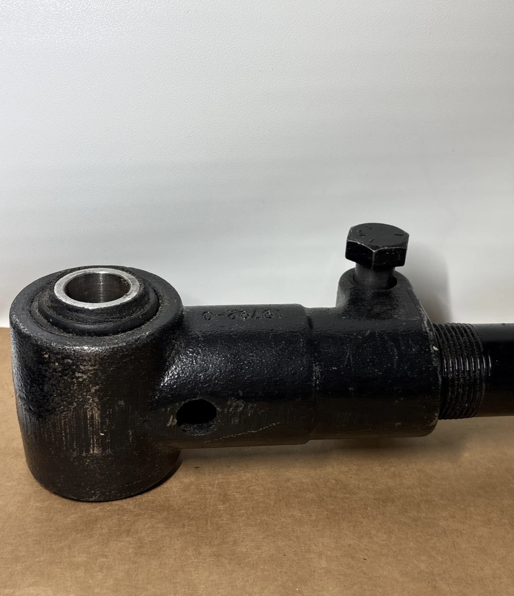 Reyco 1035-20 Adjustable Torque Arm w/ Bushings 19 7/8" photo 3
