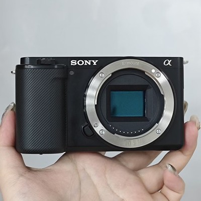 95% New Sony ZV-E10 24.2MP 4K Video Mirrorless Camera Body with Accessories