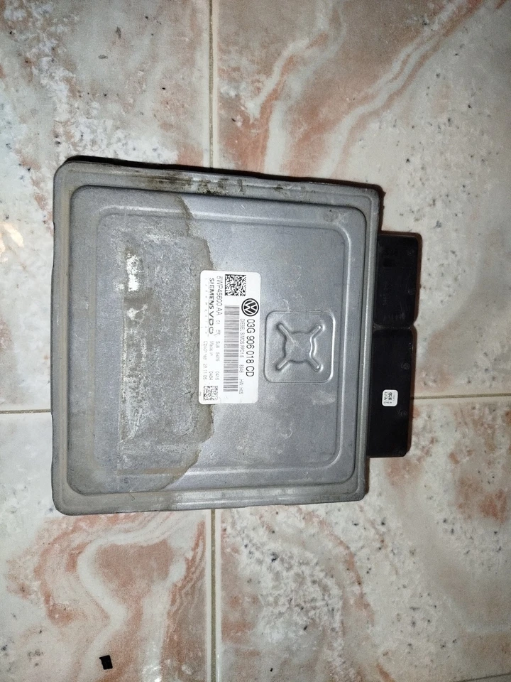 VW PASSAT B6 2006 centralina/modulo motore diesel 03G906018CD ORIGINALE - Immagine 3 di 4