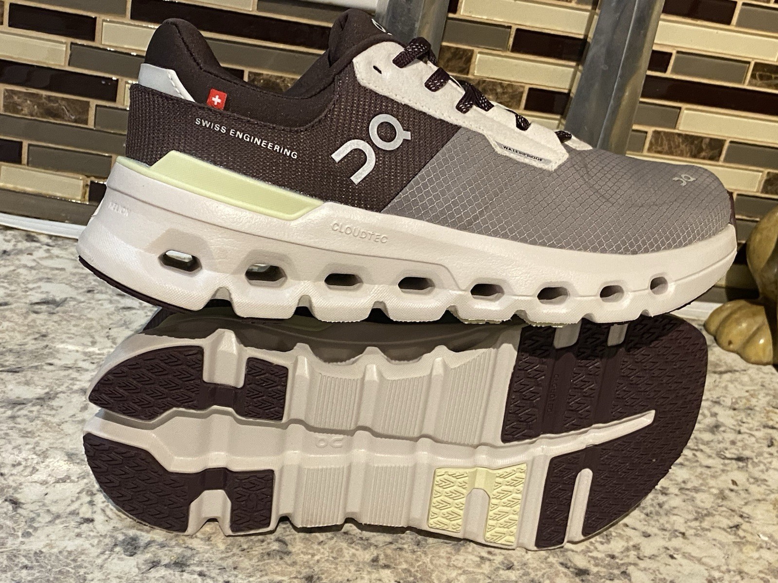 On Cloud Cloudrunner 2 Waterproof Swiss Engineeri… - image 5