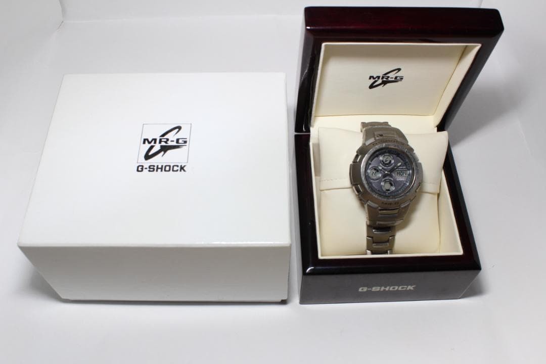 時計 CASIO G-SHOCK MR-G MRG-2000DJ Casio G-Shock MR-G MRG-2000DJ Analog Digital Watch Box Included