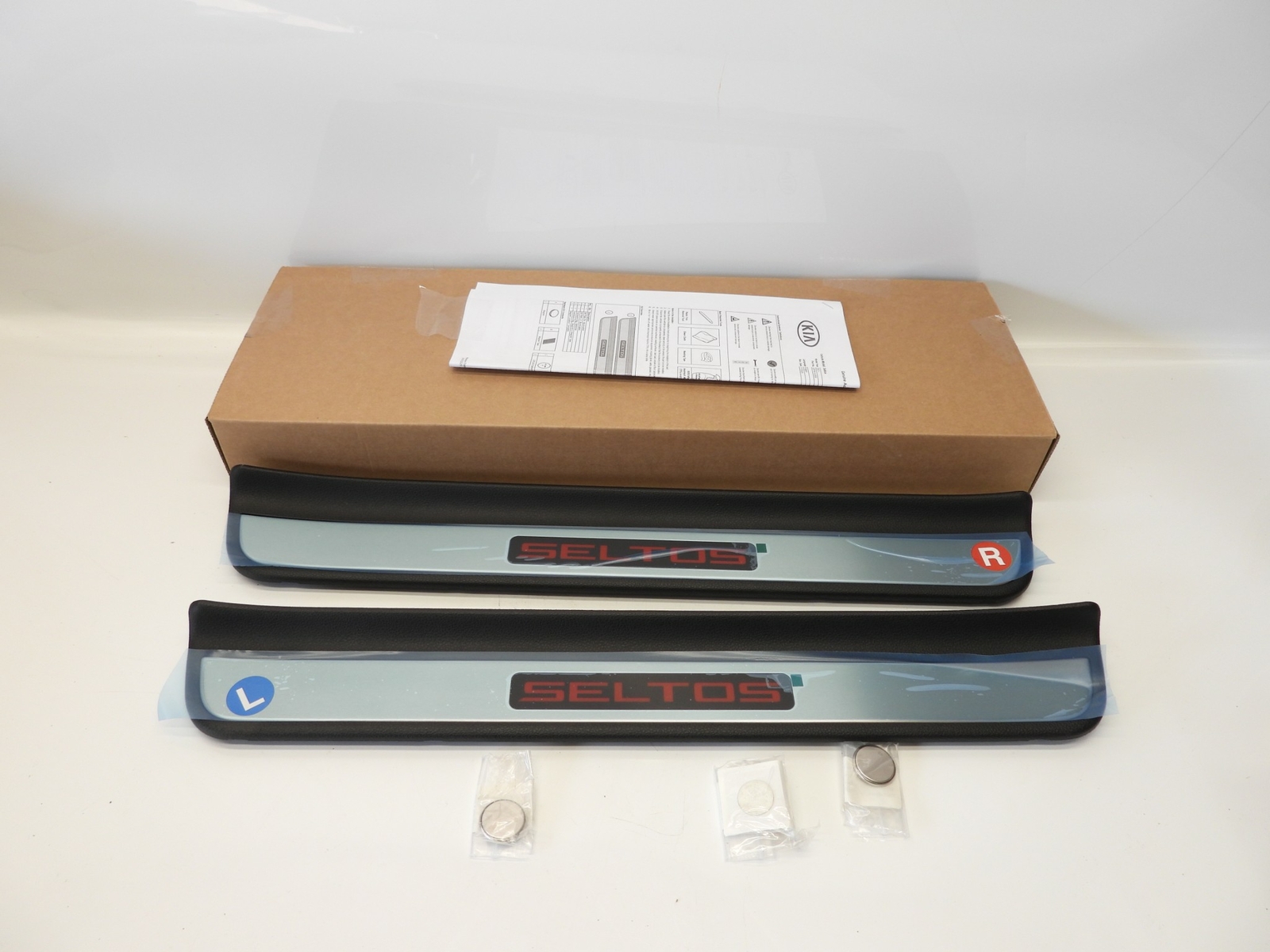 New Oem Kia 20212023 Kia Seltos Illuminated Door Sill Plates Q5F69AU000 eBay