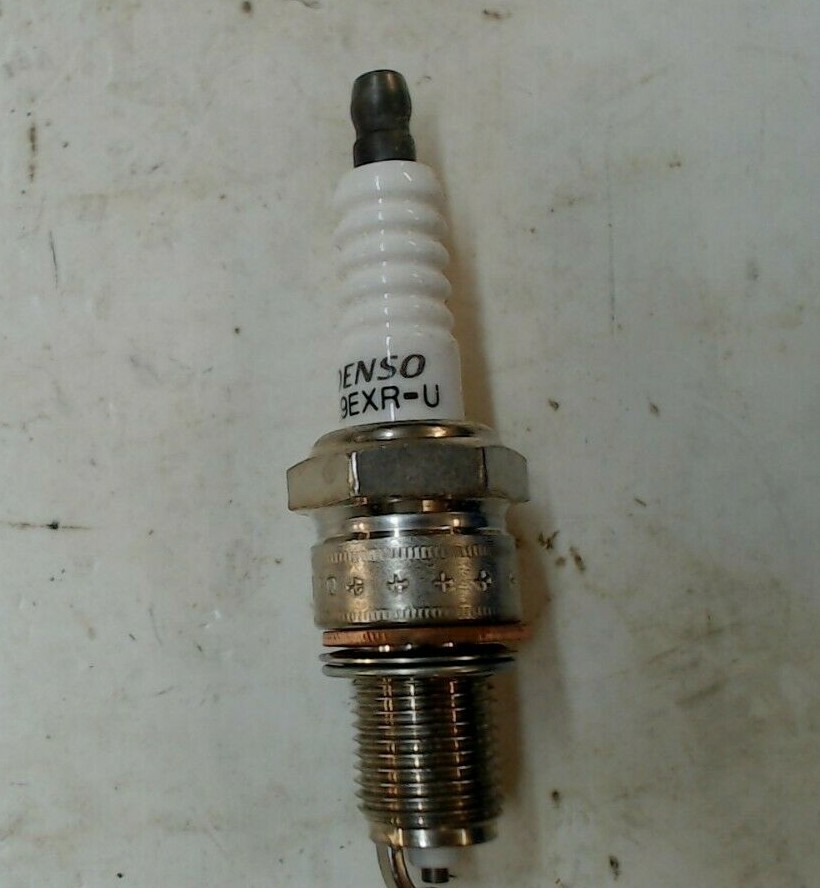 Denso 6056 (W9EXRU/CU) Spark Plug, lot of 4 eBay