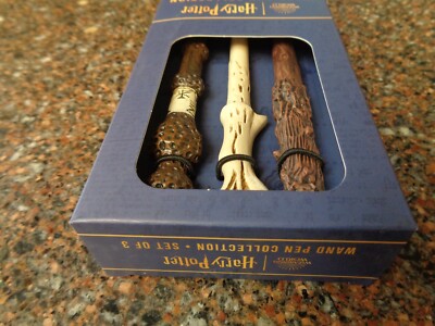 Blue Sky Harry Potter Stifte – Set Mit 2 Zauberstäben Von Harry & Voldemort