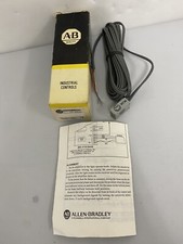 ALLEN BRADLEY 42SP2-4001 /B DIFFUSE SENSOR Used