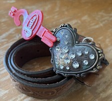 Justin Girls Western Leather Cowgirl Scroll Work Belt Crystal Heart SZ 24 NEW