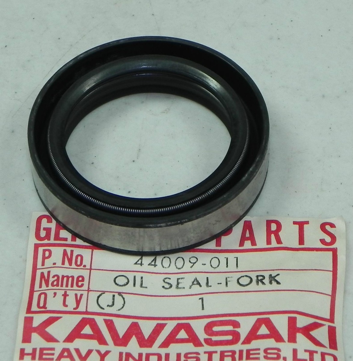 44009-011 Kawasaki Fork Oil Seal for F9 1972-1975 | eBay