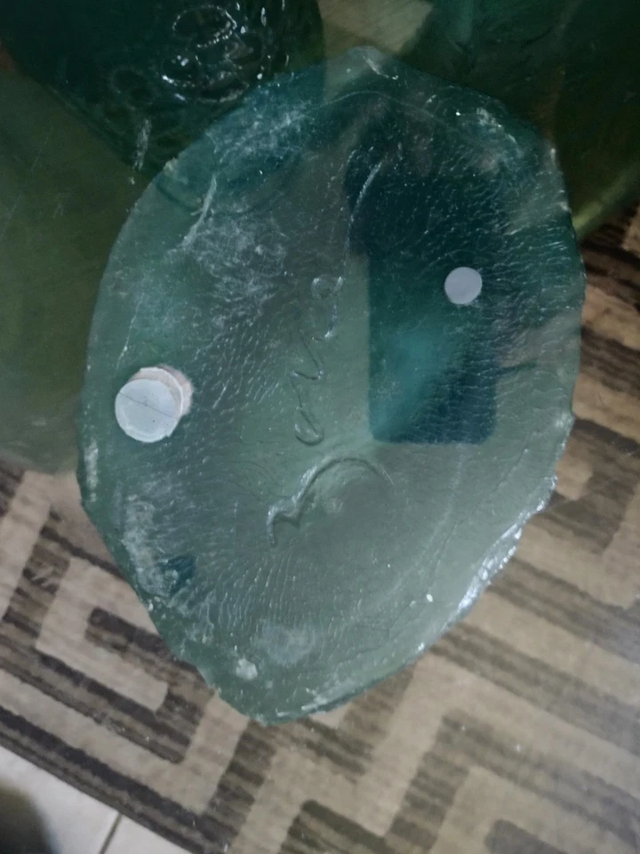 Rare Glass Table. Beautiful And Unique Coffee Table Made Of Glass From Top To Bo - Image 4 of 4