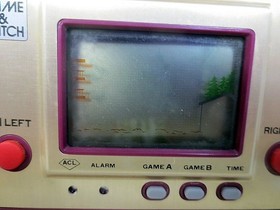 Nintendo Game Watch Cn-07 Helmet