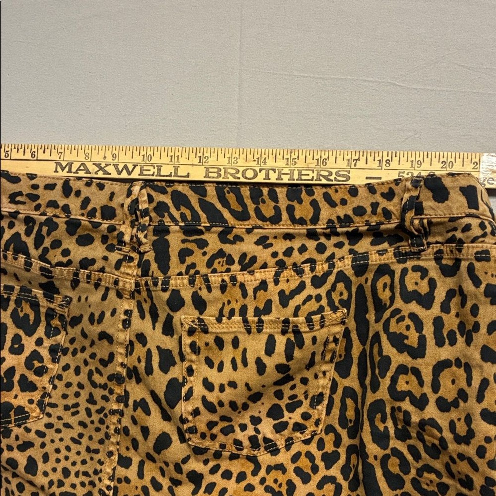 BOLD elements Leopard Print woman’s pants - image 7