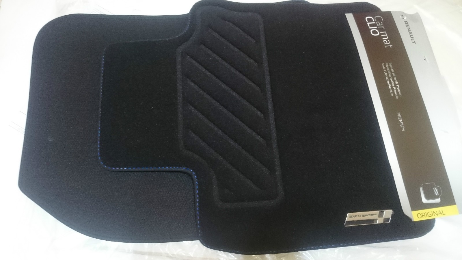 Tapis de sol pour Clio 4 d'origine Renault Sport pour remplacer et protéger votre moquette