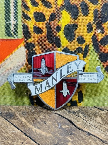 VINTAGE C. 1940 MANLEY POPCORN MACHINE PORCELAIN EMBLEM BADGE TAG MOVIE THEATRE