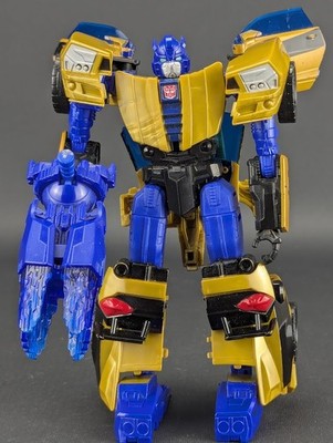 Transformers Generations Thrilling 30 Goldbug complete Hasbro IDW Deluxe