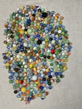 Vintage Marbles 400 Hand Selected Machine Made Marbles Player/Shooter Size