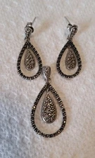 sterling silver dangle tear drop earrings 9.25 And Pendant Set Fas