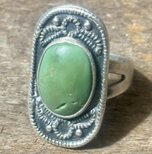 Vintage Navajo Sterling Silver Green Turquoise Ring Size 6.5 Unique Design