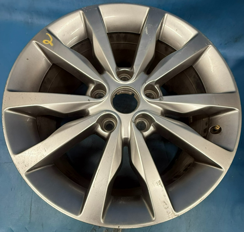 Dodge Durango 2014-2025 Used OEM Wheel 18x8 Factory 18" Rim TPMS - Picture 1 of 9