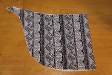 BIKINI ÜBERWURF STRAND- BADE- ROCK TUCH GRÖSSE S-M SCHWARZ AN EINER SEITE GEBUN