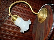 Beautiful Vintage Old  TABLE BRONZE LAMP