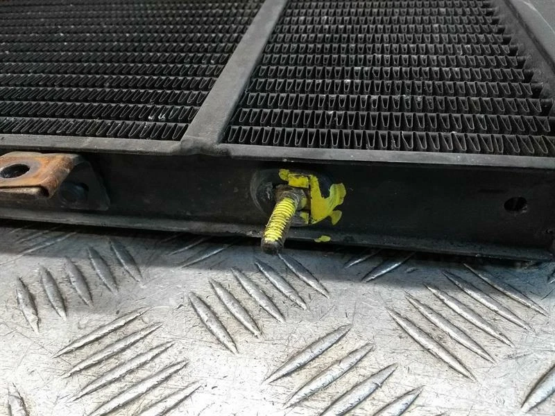 Radiador Triumph SPRINT ST 955I (2001-2005) Foto 2 de 4