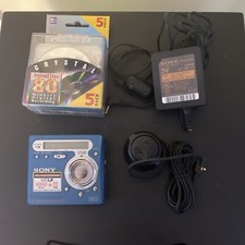 Sony Walkman MZ-R700 with accessories