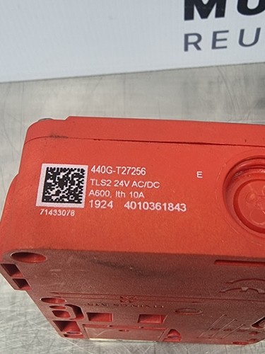 Allen Bradley TLS2-GD2 Safety Interlock Switch | 440G-T27256 - Picture 4 of 5