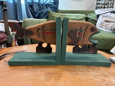 VINTAGE DANIELSON DESIGNS FOLK ART FISH BOOKENDS
