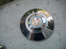 1946-1949 Hudson Hornet Wasp Commodore Super 6 Rare Used Nice Original Hub Cap 1946-1949 Hudson Hornet Wasp Commodore Super 6 Rare Used Nice Original Hub Cap