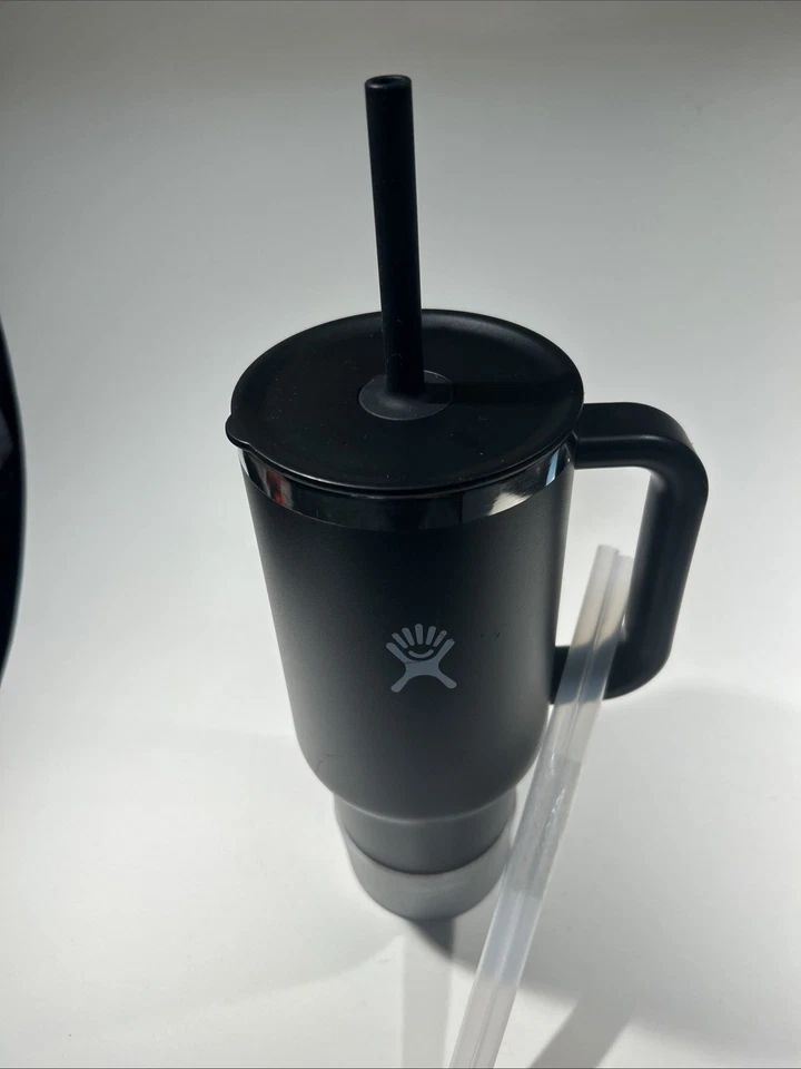 Vaso de viaje aislado Hydro Flask 40 oz negro con pajitas y protector de base Foto 3 de 4