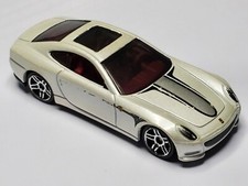 Hot Wheels 2014 Ferrari 5-Pack Exclusive Ferrari 612 Scaglietti