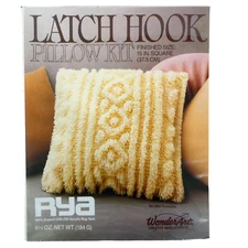 Vintage Rya Latch Hooking Cumulus Pillow Kit 4851 WonderArt 15x15 inch  NEW