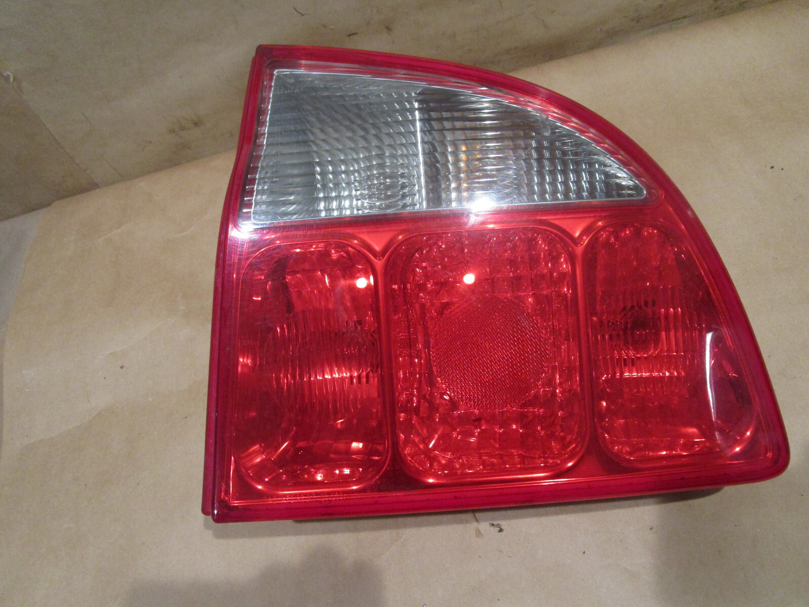 Maserati 4200 Spyder, Gransport Spyder- RH Rear Tail Light P/N 195751
