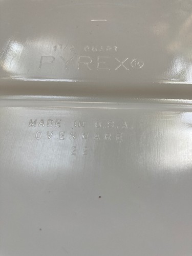 Pyrex Oven Ware Milk Glass Verde Olive Green Divided Casserole Dish Vintage USA - Picture 6 of 8