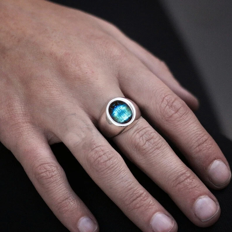 Anillo de labradorita azul para hombre anillo de plata de ley 925 anillo de sello para hombre Foto 2 de 4