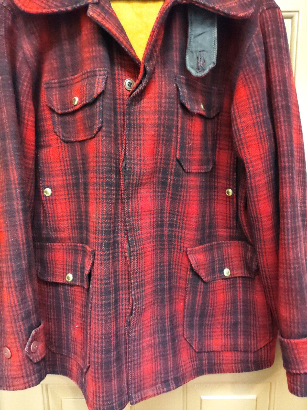 VINTAGE Woolrich Wool Hunting Chore Jacket Red 503 Sz 46 Buffalo Plaid Mackinaw image 7
