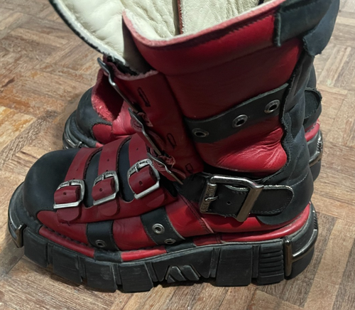 New Rock Original Red and Black Platform Boots Size EU40 UK 6.5 - Picture 4 of 9