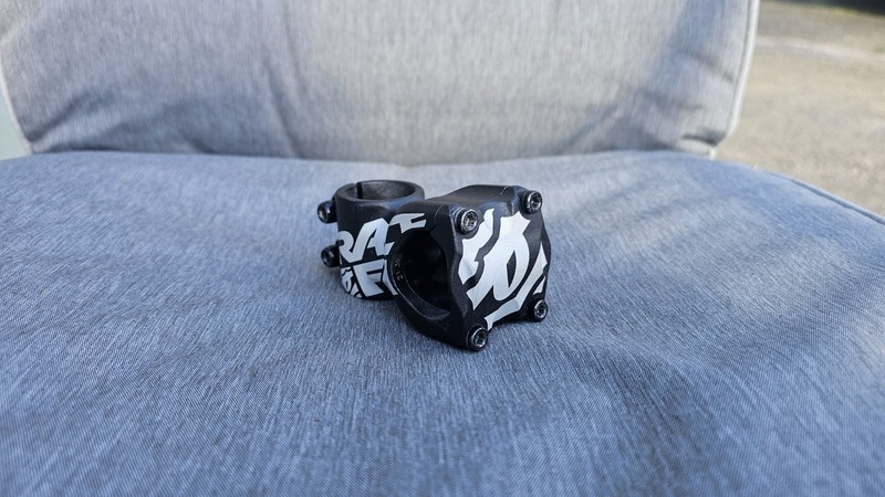 Race Face Chester Stem, 31.8 x 50mm