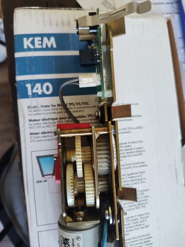 1 - Velux KEM 140 Skylight Electric Kem140 VS. Vent Motor WindowMaster Vse