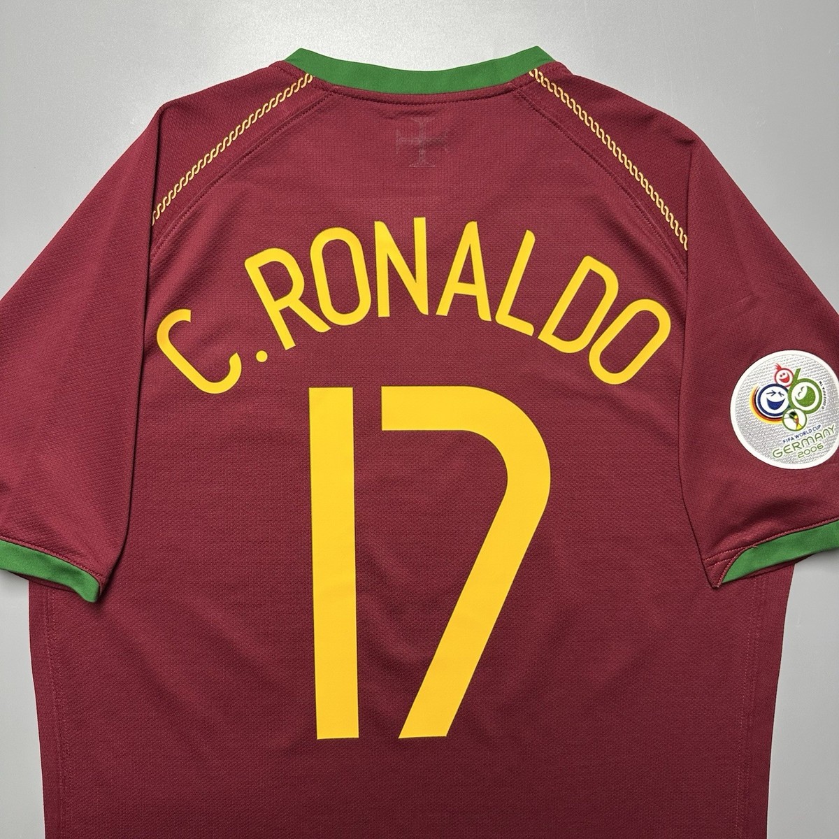 PORTUGAL NIKE 2006 WORLD CUP SOCCER HOME JERSEY #17 RONALDO SIZE
