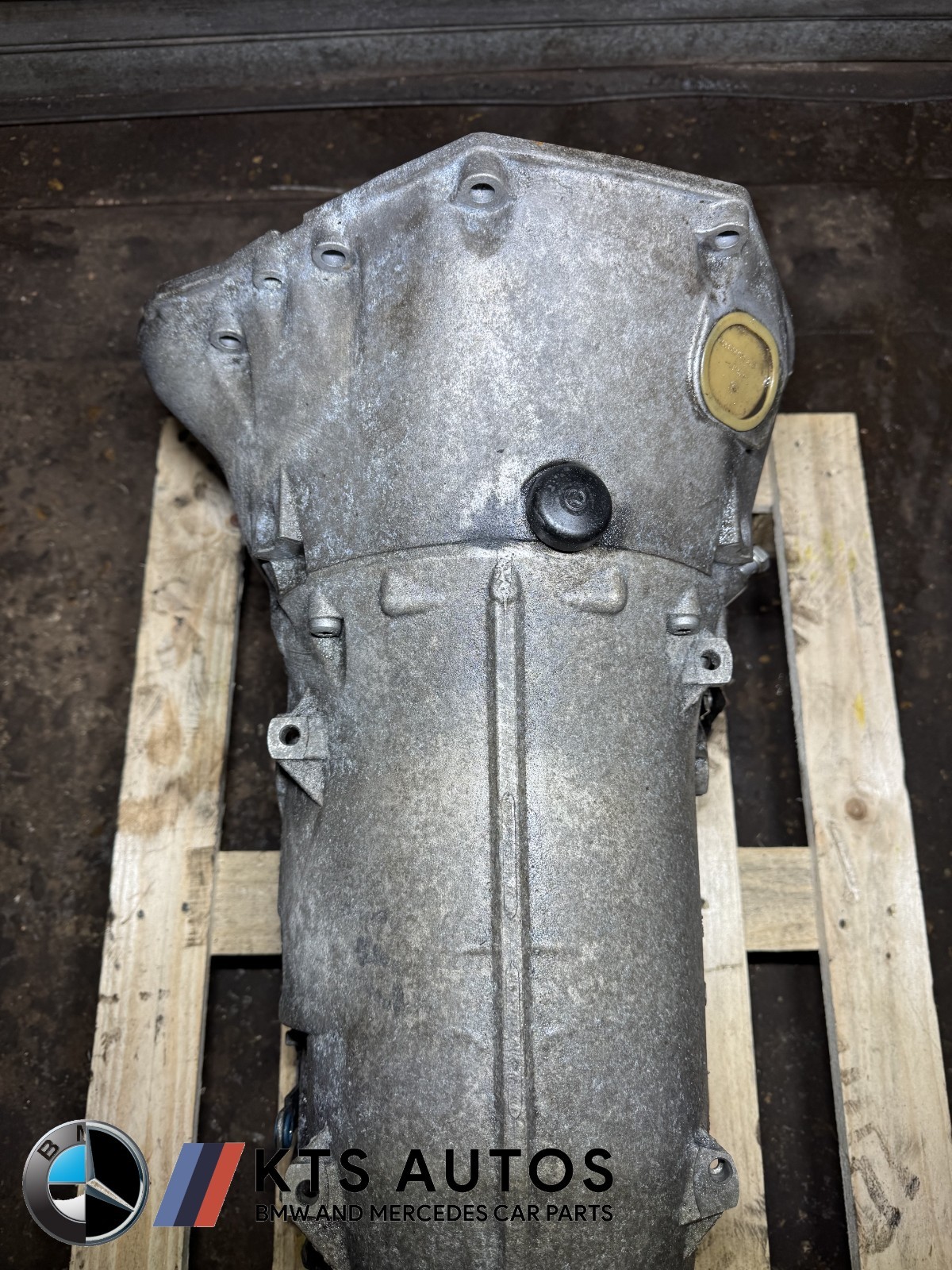 Merecdes C Class W204 C200 5 Speed 722.699 Automatic Gearbox R2202711901