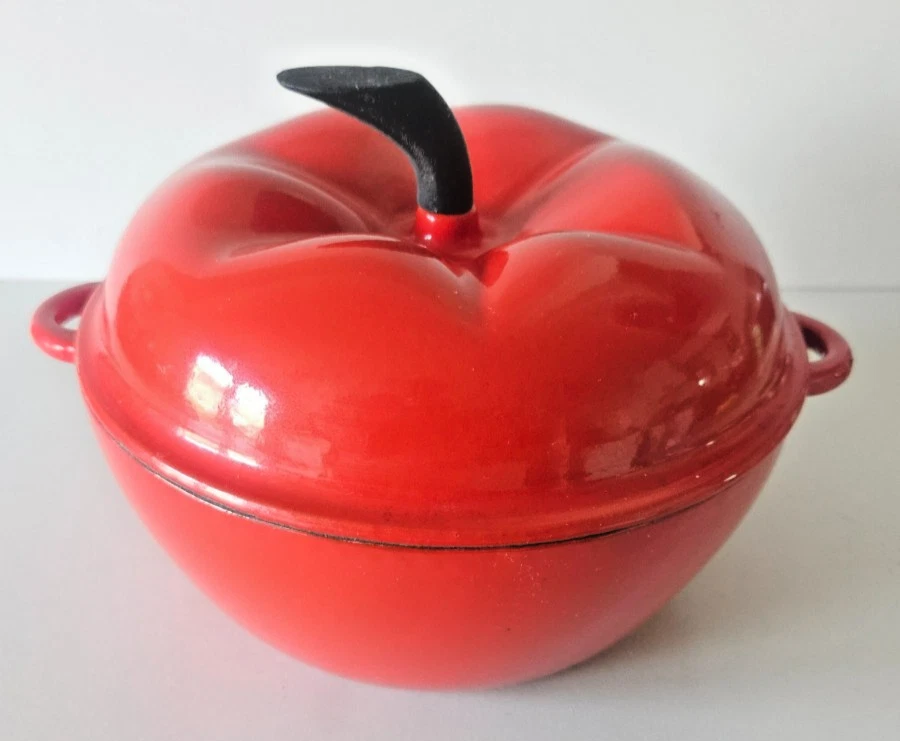 Color Cast Iron Dutch Oven Red Apple Casserole Pot 8" Dutch oven MUST SEE