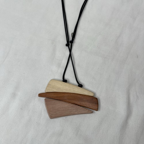 Sylca Wooden statement Necklace, adjustable, boho, retro, lightweight. - Picture 4 of 7